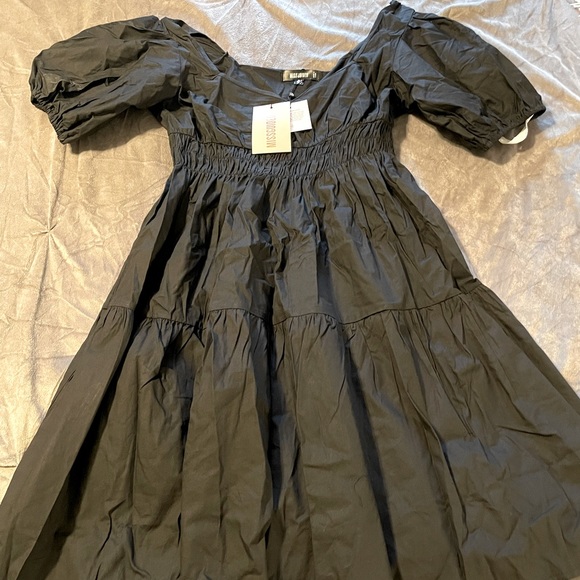 Missguided Dresses & Skirts - NWT Missguided Maternity Dress Size 4